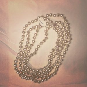 Long pearl necklace
